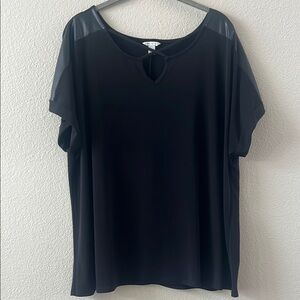 Black Cato Women’s Top size 18/20w EUC